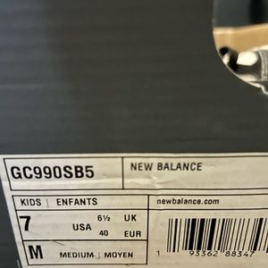 New balance sneakers